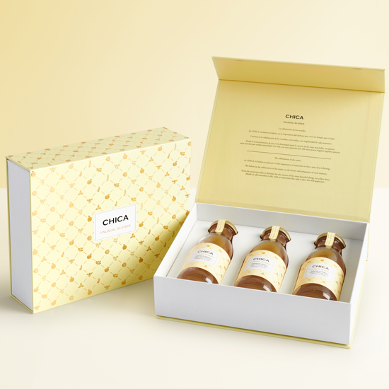 Chica · Limón, hojas de olivo, albahaca y menta